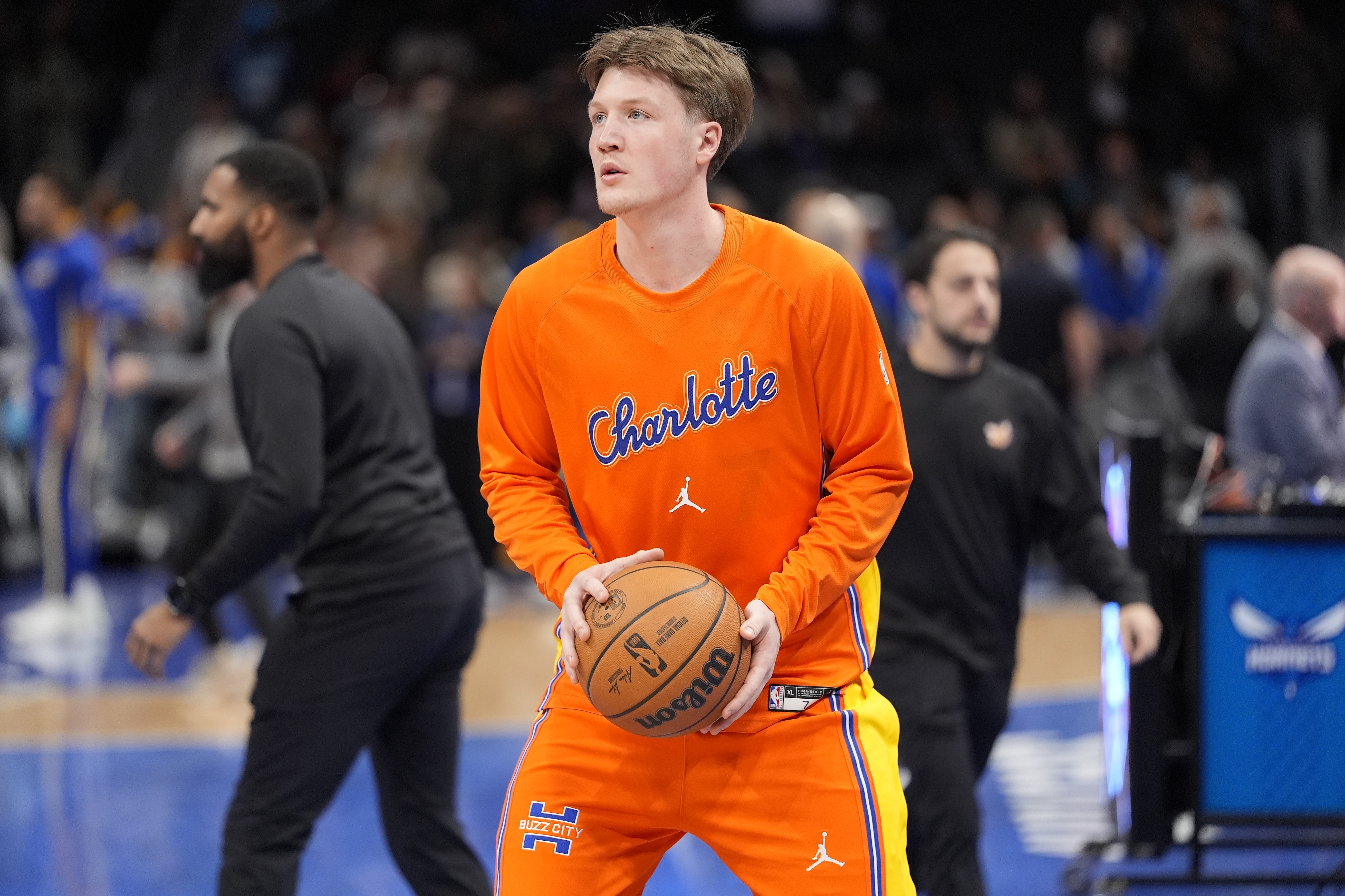 企鹅体育-克尼佩尔:防守哈登很有趣 他进联盟时我才3岁&那很疯狂