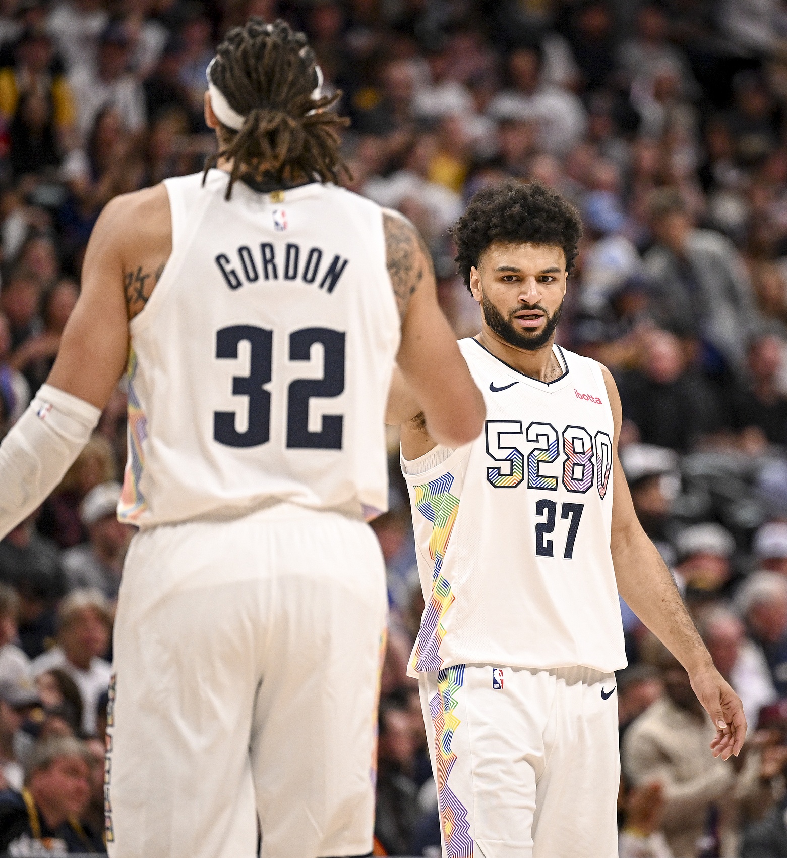 伤兵满营!今天对阵雄鹿阿隆·戈登能出战 穆雷&沃特森等人缺席